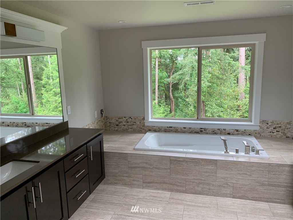 230 220th Street Southeast Bothell, WA 98021 - Photo 8 of 8