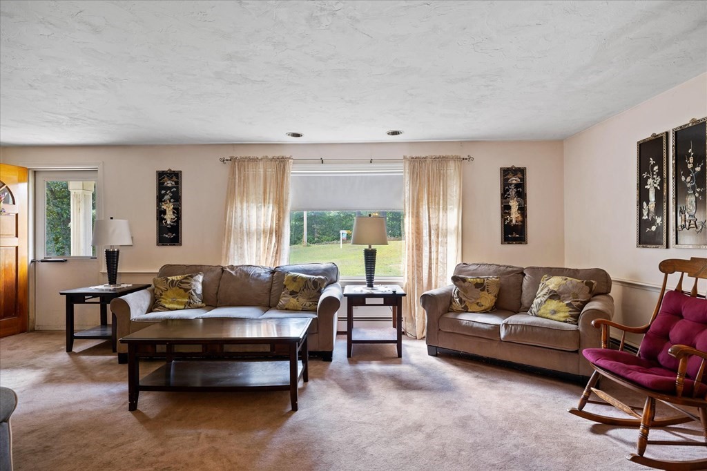 219 River Road West Berlin, MA 01503 - Photo 3 of 25 Gallery Image 3