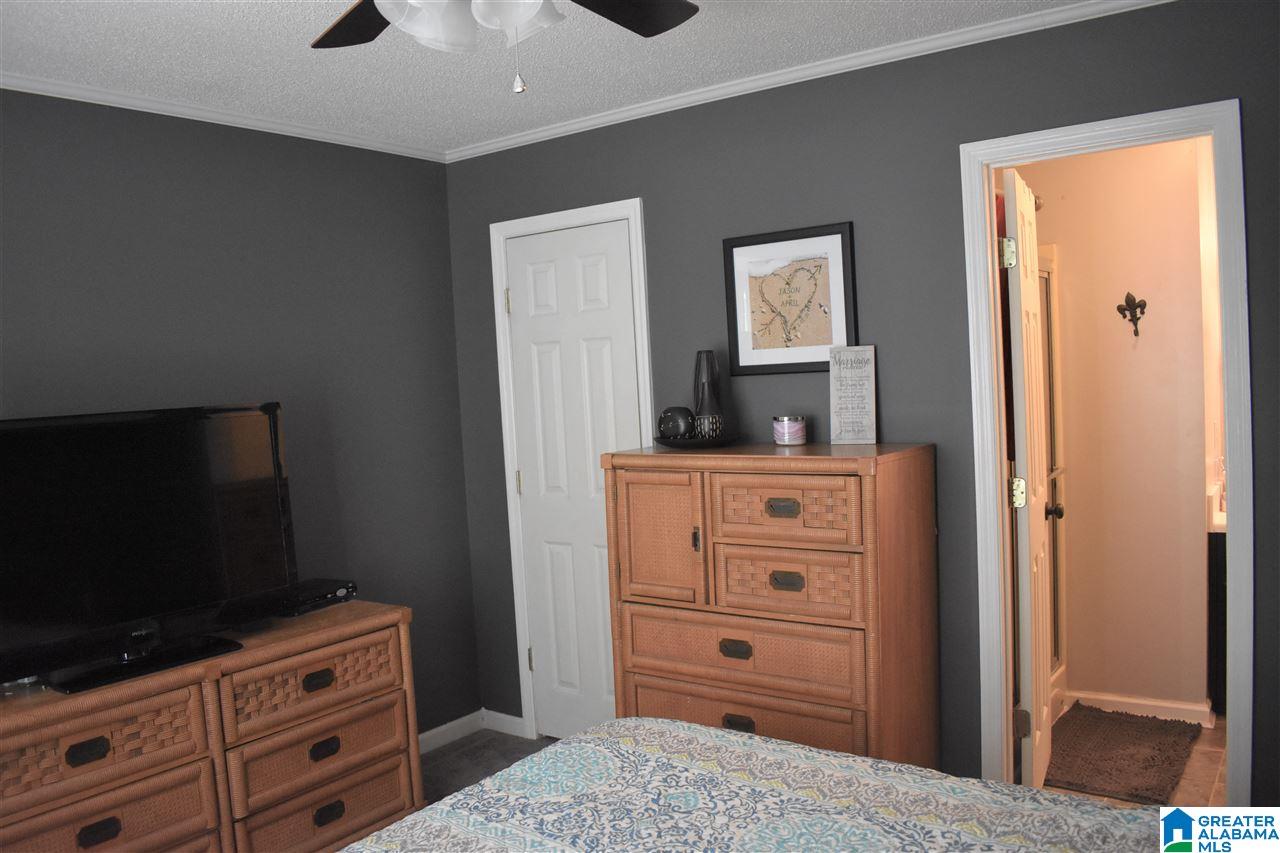 195 Mountain Oaks Vly Road Warrior, AL 35180 - Photo 11 of 23