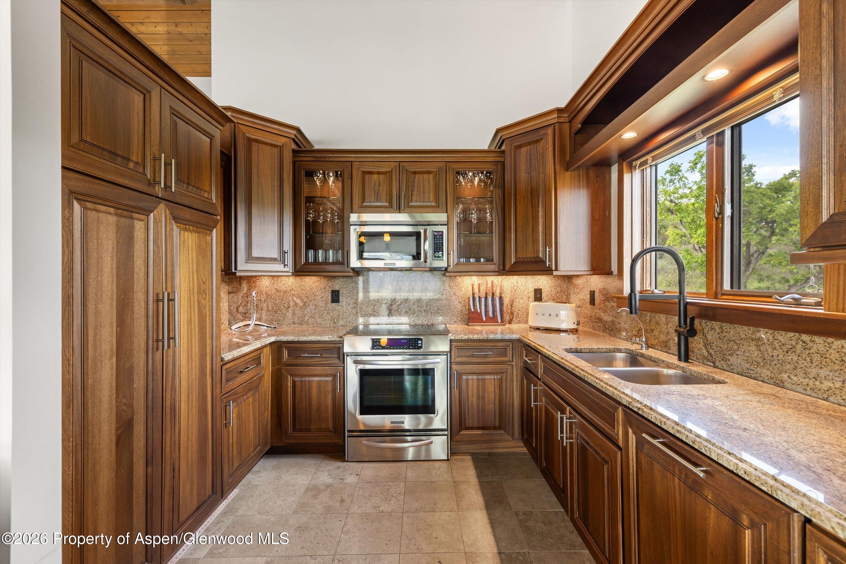 2227 Juniper Hill Road Aspen, CO 81611 - Photo 12 of 29 12-2227JuniperHillRd_2606_2069