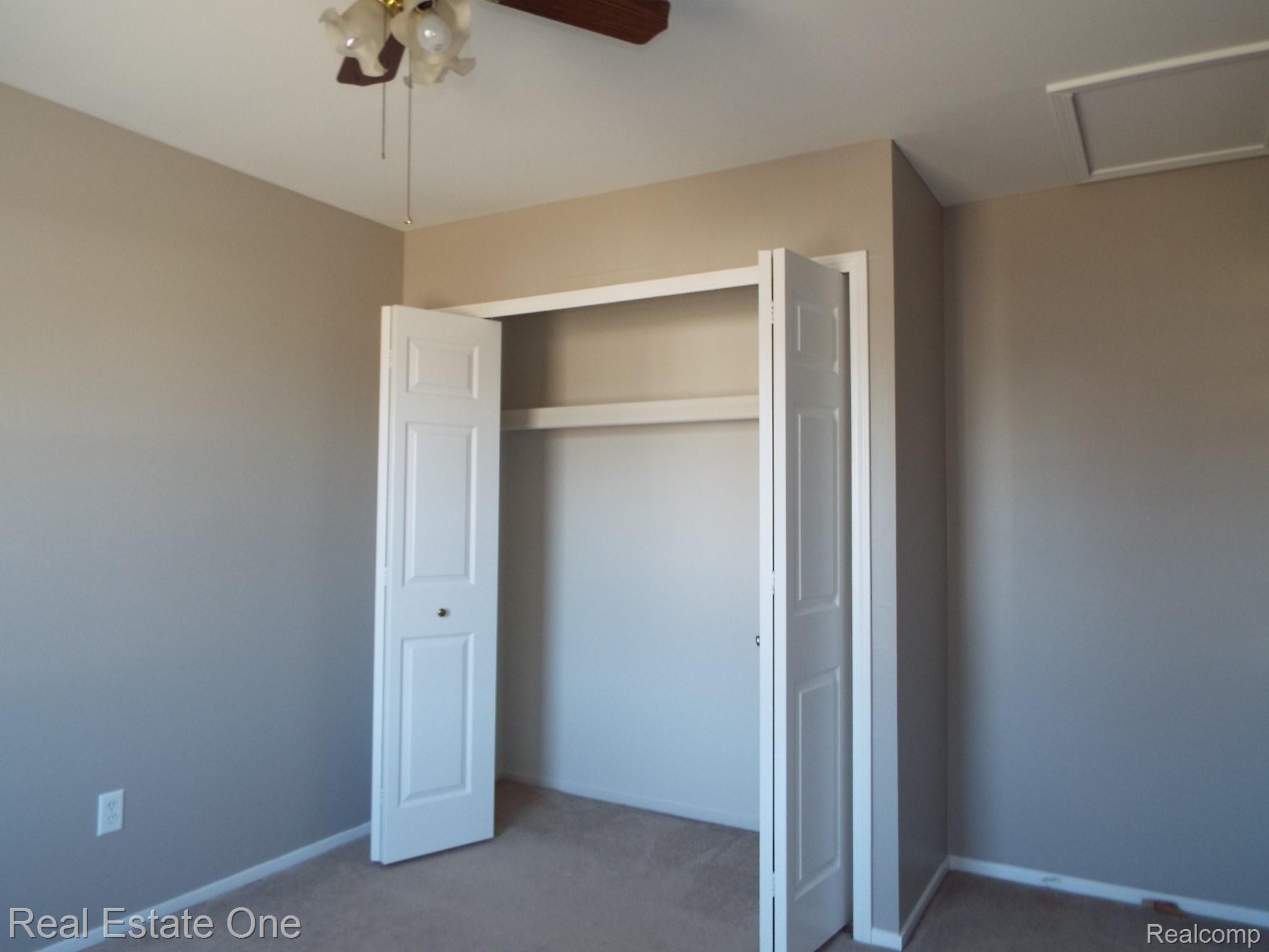 44937 Lemont Road Canton, MI 48187 - Photo 29 of 43 bed 3 b.JPG