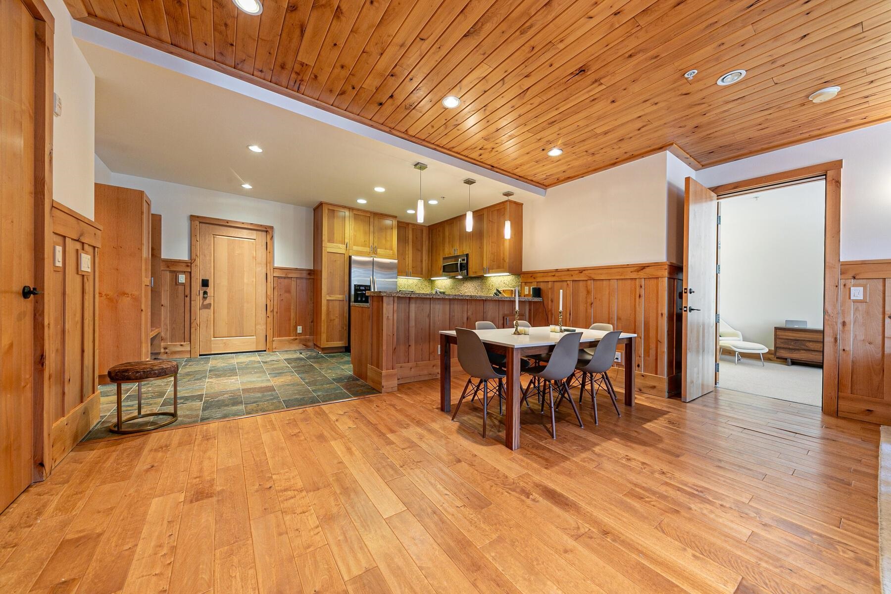 600 Sugar Bowl Road, Unit 102 Truckee, CA 96161 - Photo 11 of 28 Gallery Image 11