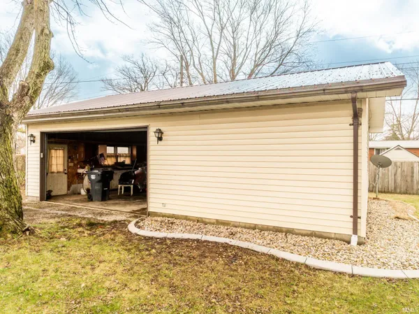 $199,900 | 5909 East Robert Street, Muncie, IN 47303