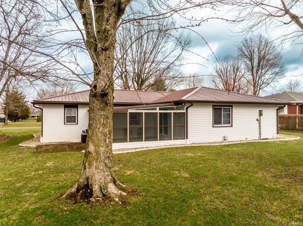 $199,900 | 5909 East Robert Street, Muncie, IN 47303