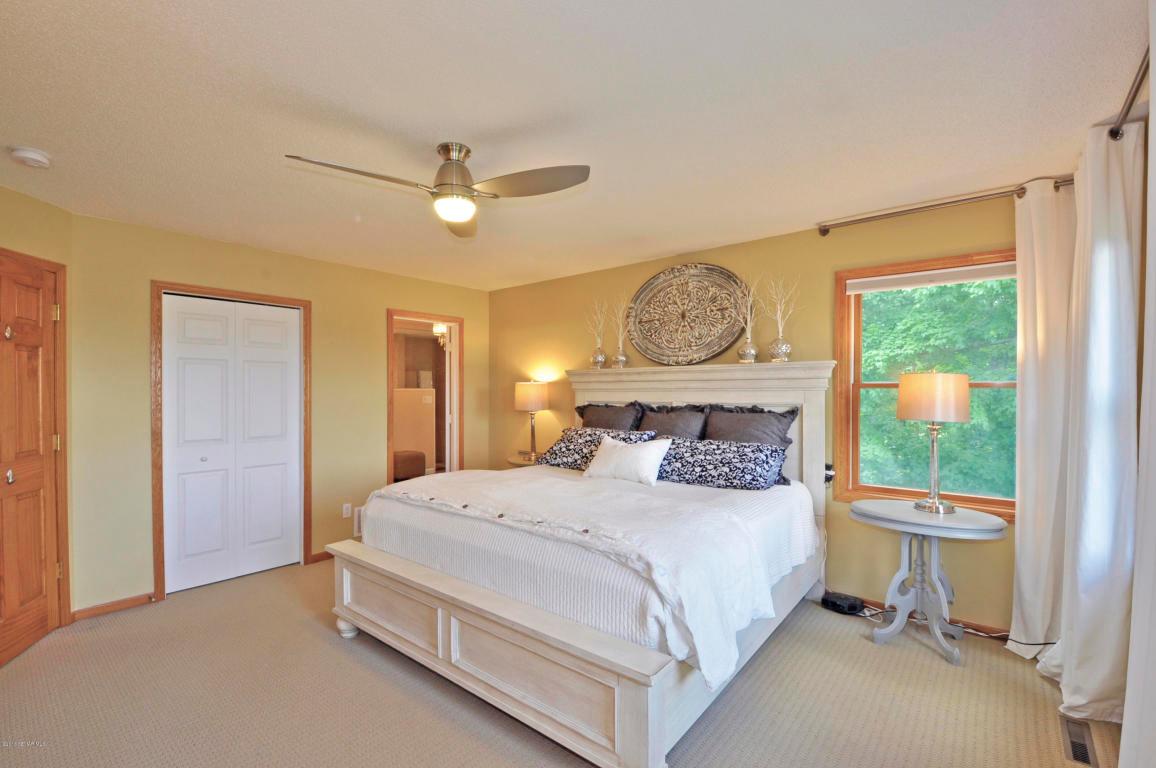440 Kristin Drive Northwest Rochester, MN 55901 - Photo 13 of 27 Gallery Image 13