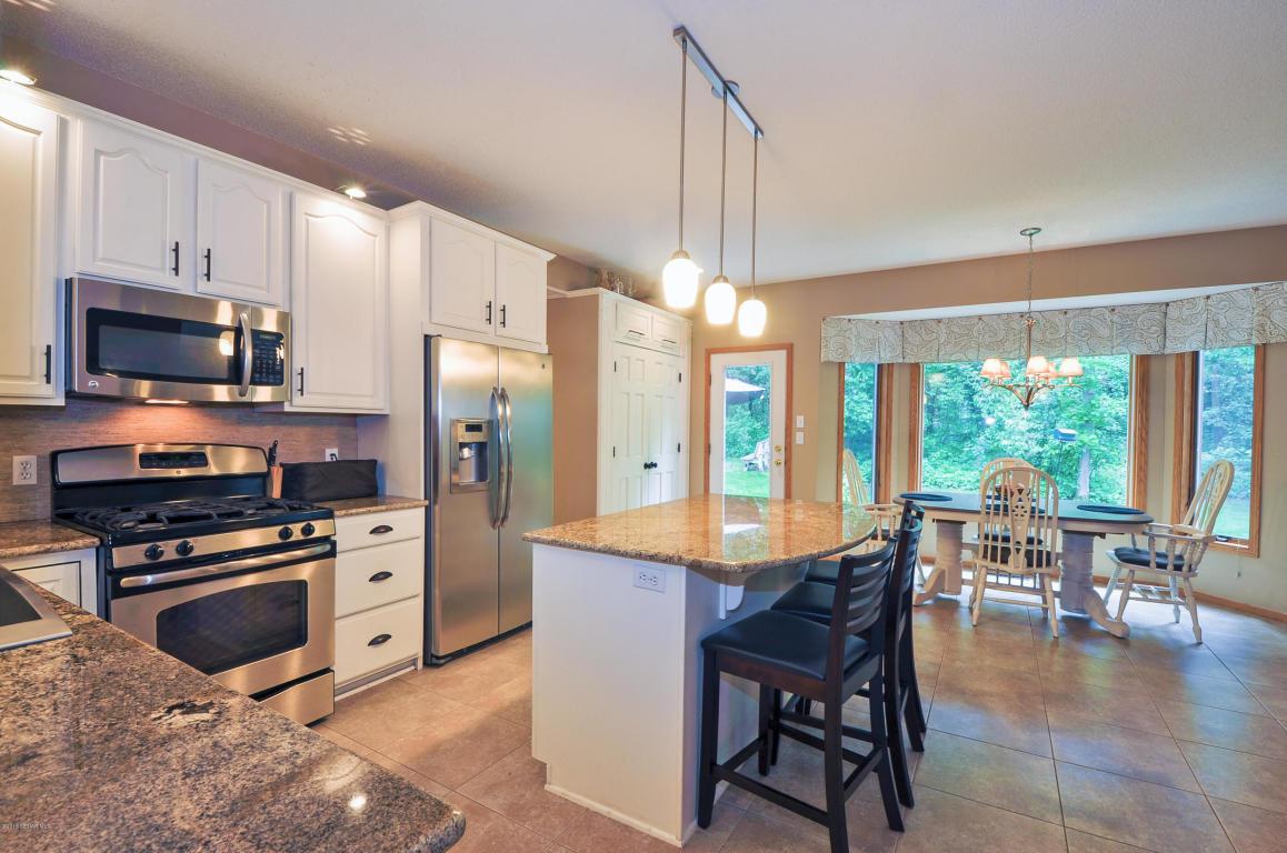 440 Kristin Drive Northwest Rochester, MN 55901 - Photo 8 of 27 Gallery Image 8