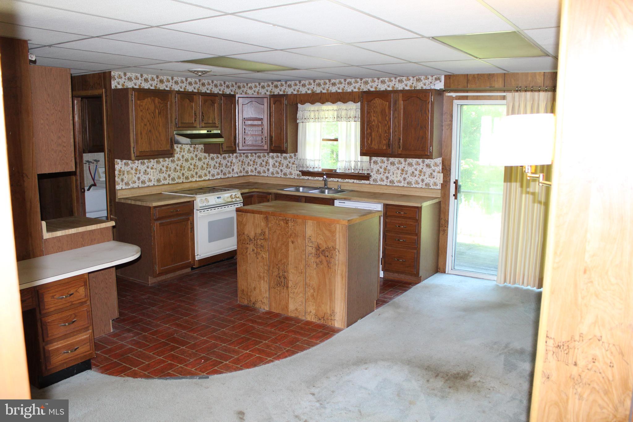 9829 Magledt Road Baltimore, MD 21234 - Photo 12 of 18 Gallery Image 12