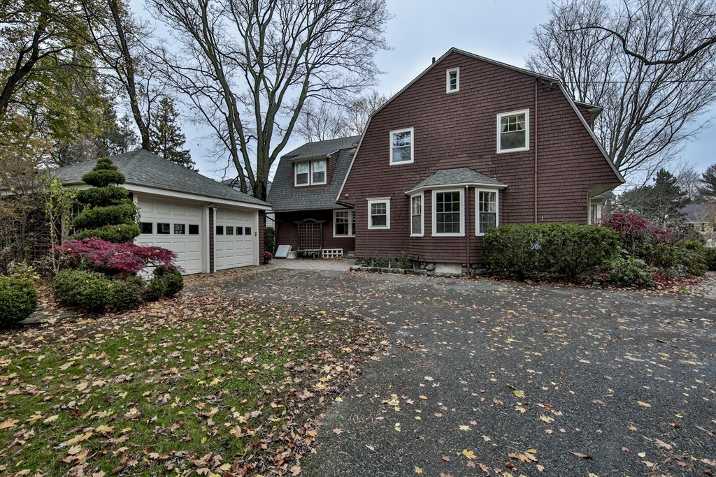42 Stanwood Road Swampscott, MA 01907 - Photo 3 of 30 Gallery Image 3