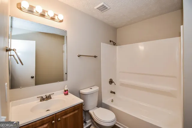 $1,595 | 263 Independence Drive, Jonesboro, GA 30238