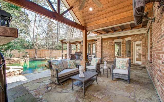$1,200,000 | 22 North Millsap Circle, The Woodlands, TX 77382