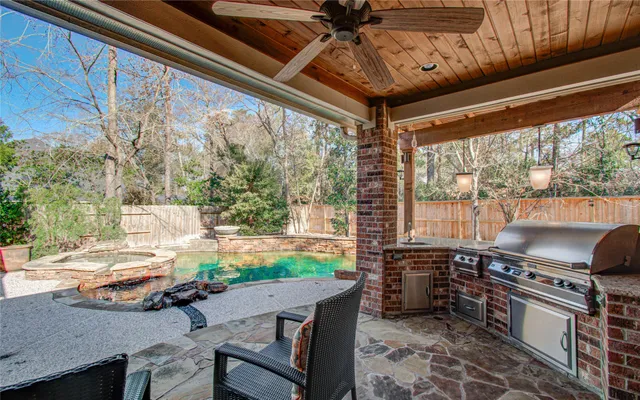 $1,200,000 | 22 North Millsap Circle, The Woodlands, TX 77382