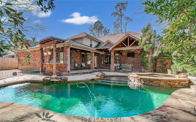 $1,200,000 | 22 North Millsap Circle, The Woodlands, TX 77382