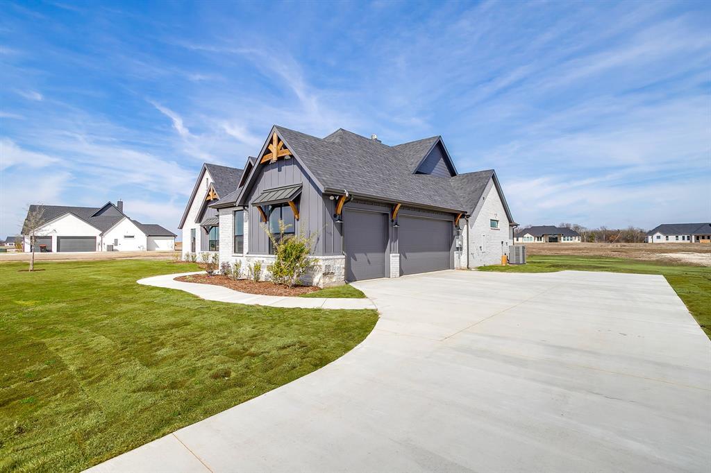 410 Olson Road Waxahachie, TX 75167 - Photo 2 of 33