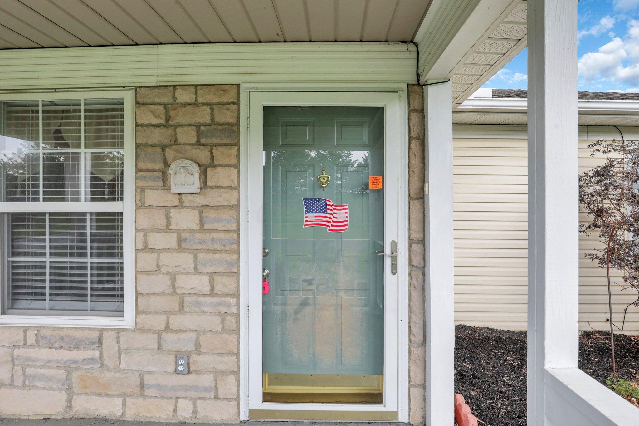 285 Goose Pond Road, Unit D Newark, OH 43055 - Photo 2 of 31 1-web-or-mls-0N4A5029