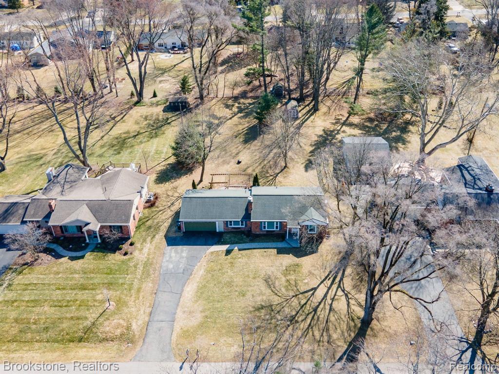 391 Elmhill Road Rochester Hills, MI 48306 - Photo 42 of 44