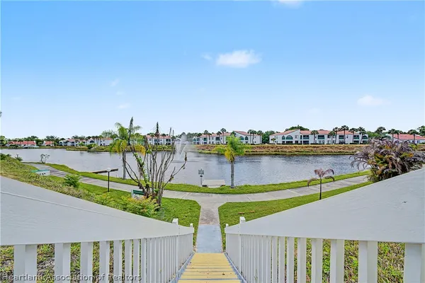 $95,000 | 4869 Casablanca Circle, Unit G22, Sebring, FL 33870