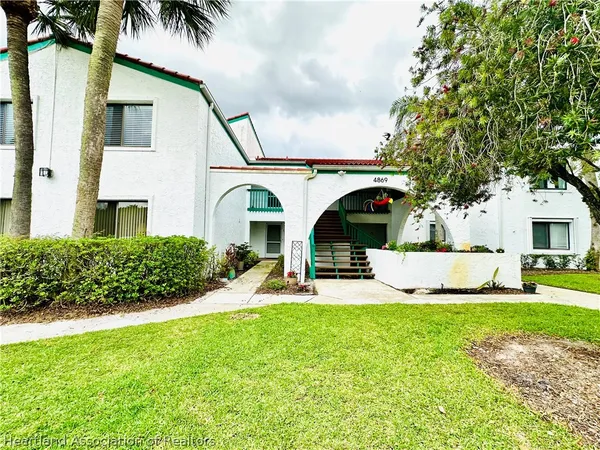 $95,000 | 4869 Casablanca Circle, Unit G22, Sebring, FL 33870