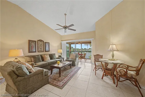 $95,000 | 4869 Casablanca Circle, Unit G22, Sebring, FL 33870