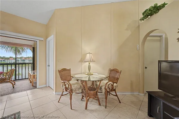 $95,000 | 4869 Casablanca Circle, Unit G22, Sebring, FL 33870