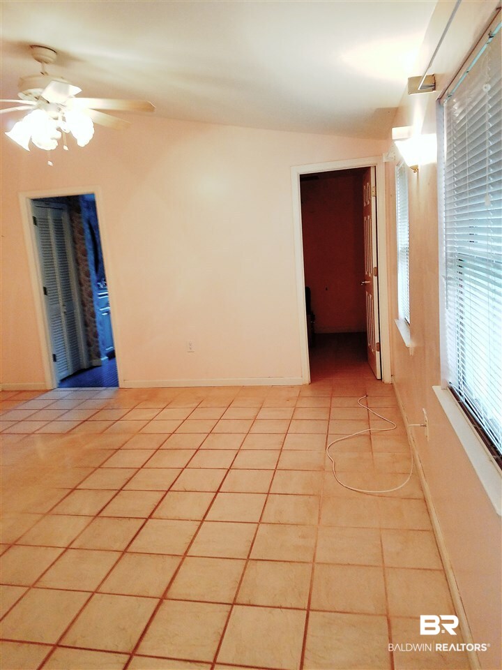 1404 Ridgewood Drive Lillian, AL 36549 - Photo 12 of 34