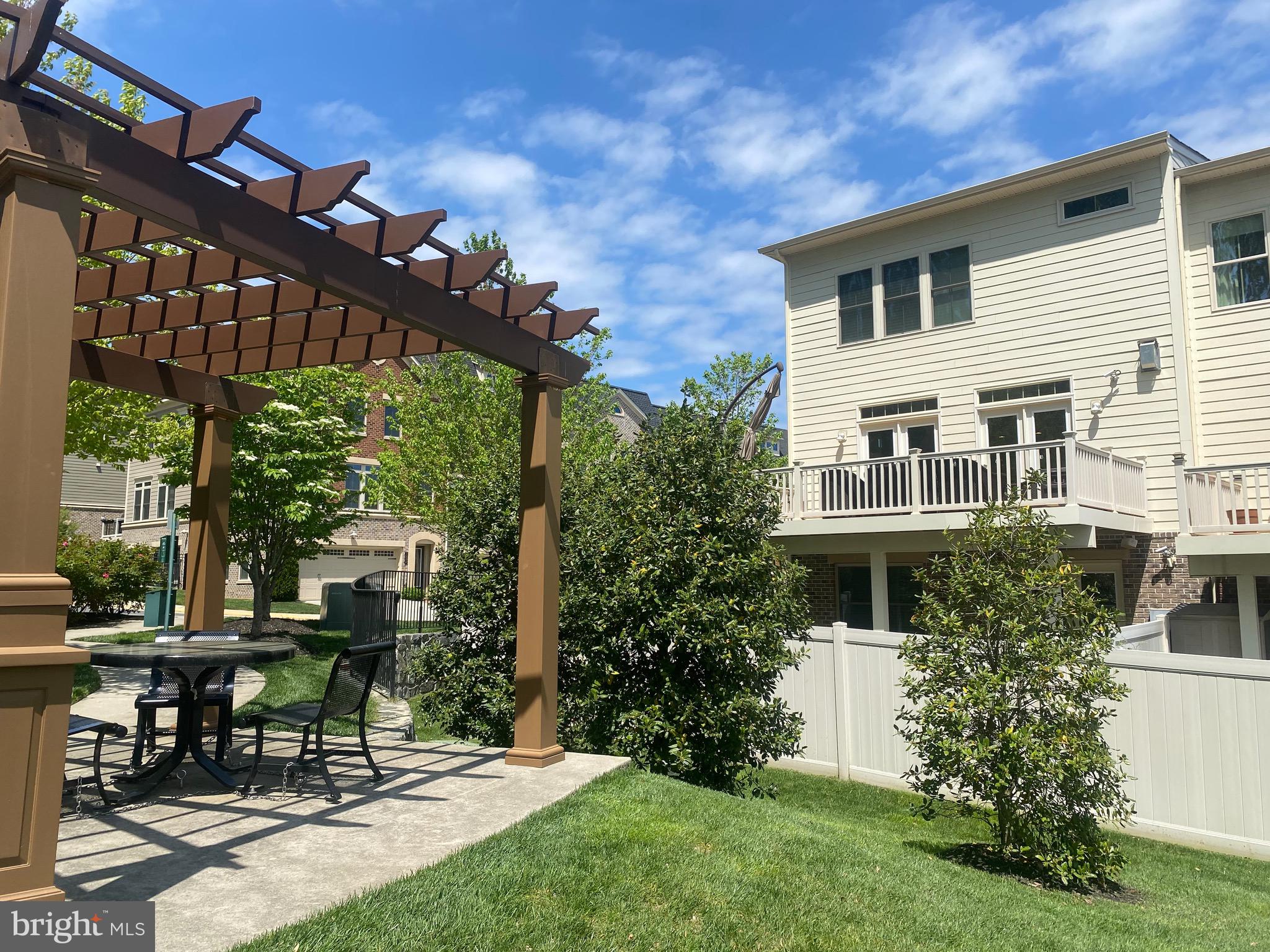 2358 Chadlington Road Falls Church, VA 22043 - Photo 10 of 56