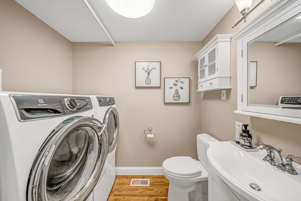 71 Bacon Street Natick, MA 01760 - Photo 17 of 41