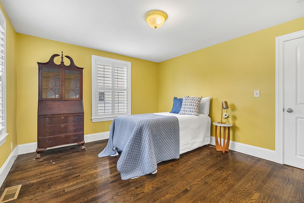 71 Bacon Street Natick, MA 01760 - Photo 18 of 41