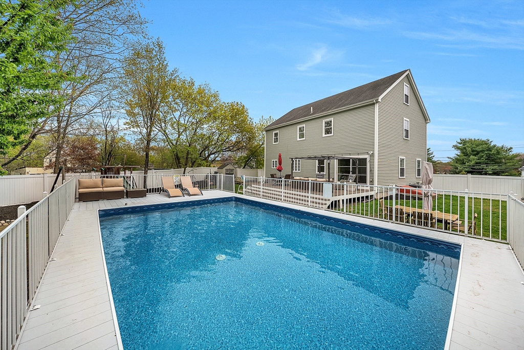 71 Bacon Street Natick, MA 01760 - Photo 37 of 41