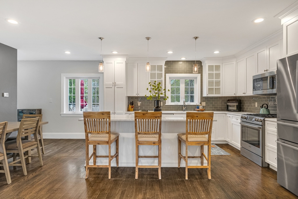71 Bacon Street Natick, MA 01760 - Photo 7 of 41