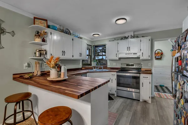 $279,000 | 1825 Frontage Road North, Waite Park, MN 56387