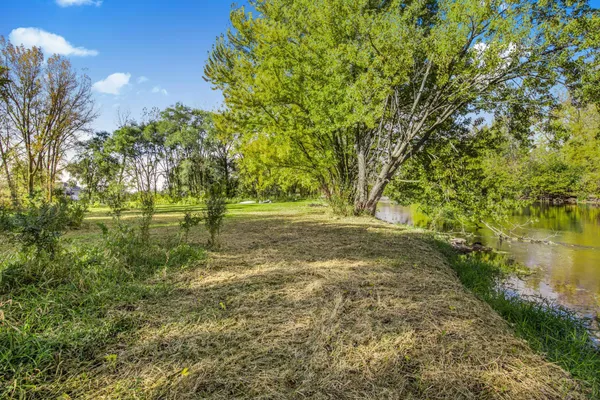 $279,000 | 1825 Frontage Road North, Waite Park, MN 56387