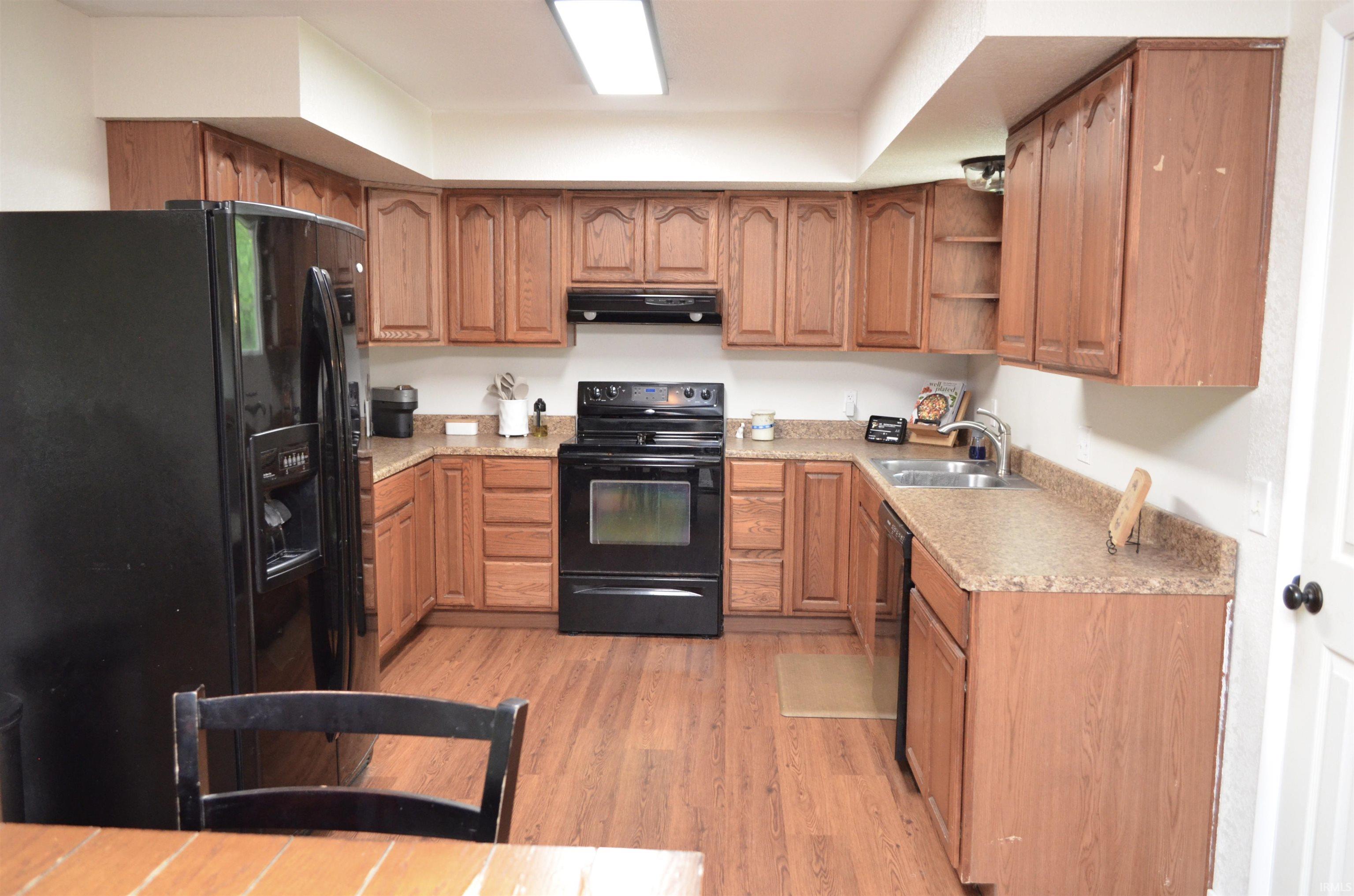 5641 Leesburg Road Fort Wayne, IN 46818 - Photo 6 of 24 Gallery Image 6