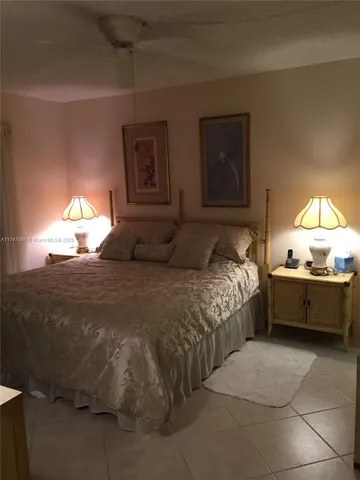 $4,000 | 1541 South Ocean Boulevard, Unit 213, Lauderdale-by-the-Sea, FL 33062