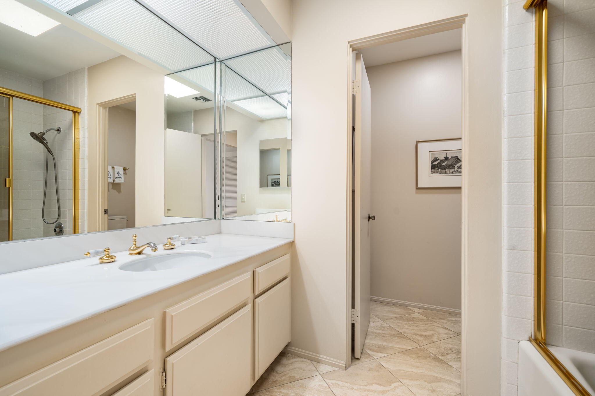 14 Reed Court Rancho Mirage, CA 92270 - Photo 20 of 36 Guest Bath 1
