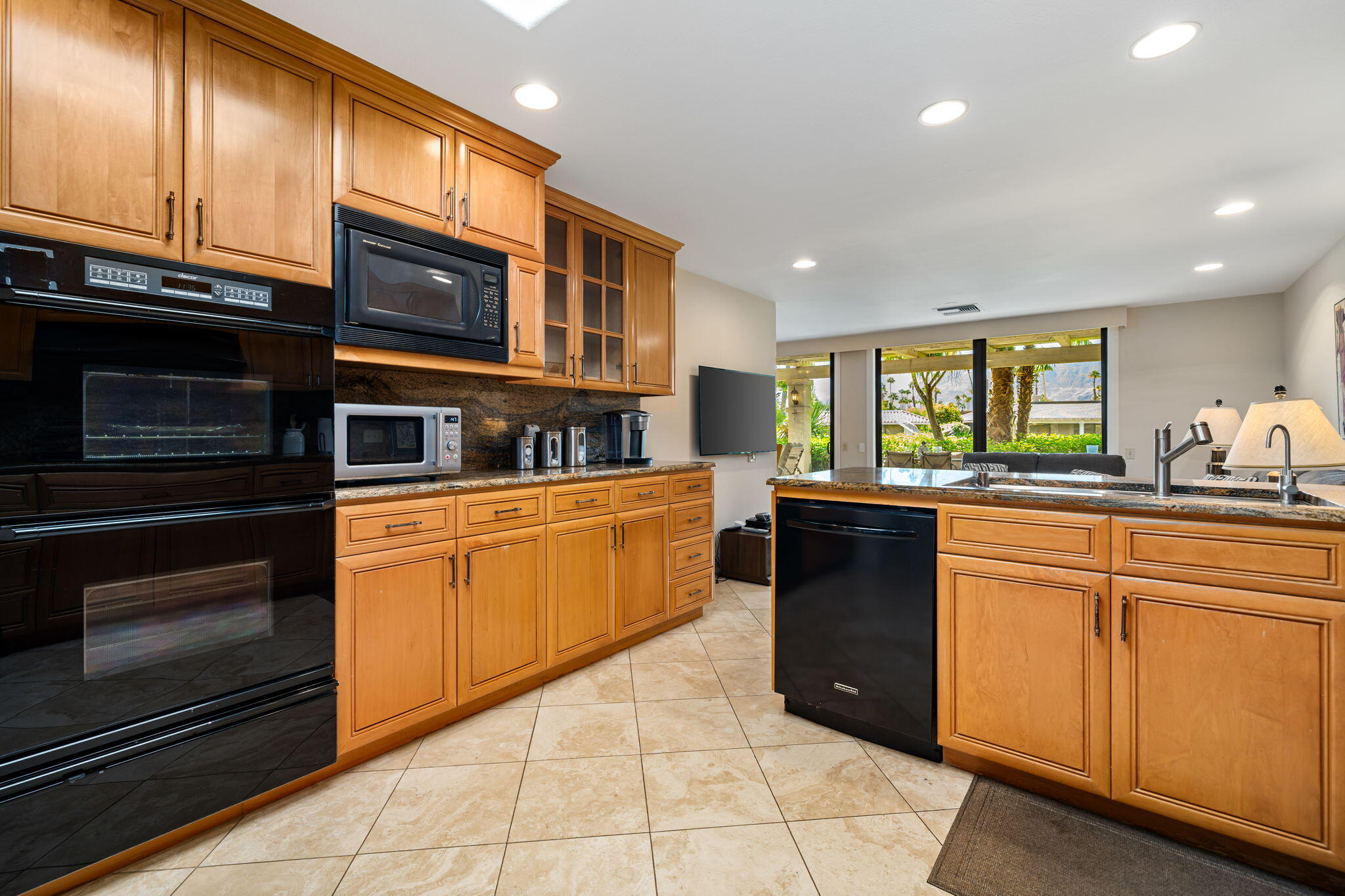 14 Reed Court Rancho Mirage, CA 92270 - Photo 9 of 36 Kitchen Looking out to the View