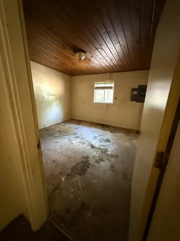 a view of empty room