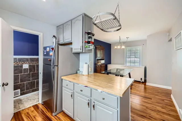 $2,400 | 7724 Major Avenue North, Brooklyn Park, MN 55443