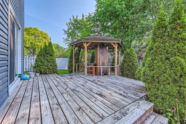 $2,400 | 7724 Major Avenue North, Brooklyn Park, MN 55443