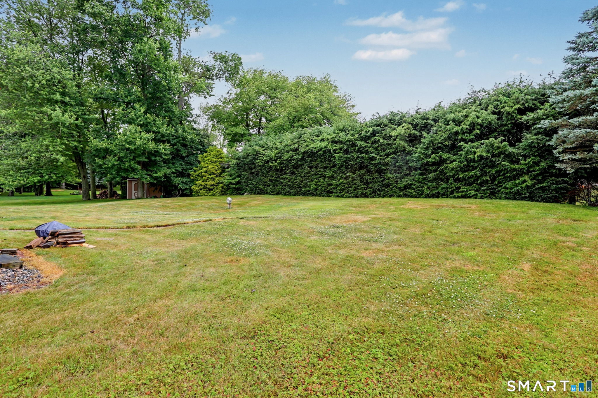 79 Green Meadow Road Milford, CT 06461 - Photo 25 of 35