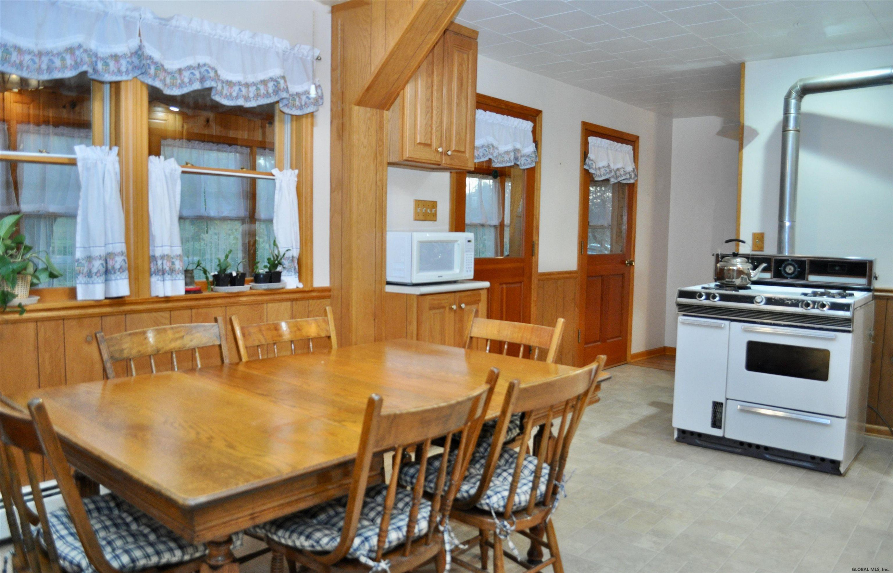 587 Pattersonville Road Florida, NY 12137 - Photo 8 of 64 Photo 8