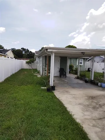 $1,975 | 1145 54th Avenue North, St. Petersburg, FL 33703