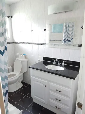 $1,975 | 1145 54th Avenue North, St. Petersburg, FL 33703