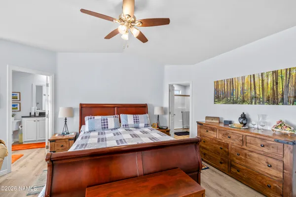 $1,300,000 | 1150 North Three Bears Loop, Parks, AZ 86018