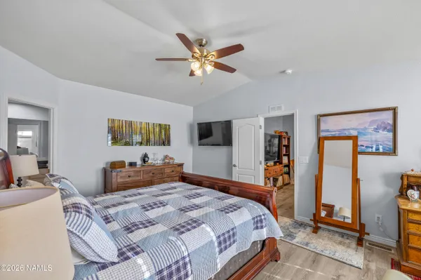 $1,300,000 | 1150 North Three Bears Loop, Parks, AZ 86018