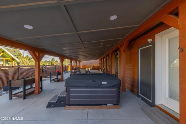 $1,300,000 | 1150 North Three Bears Loop, Parks, AZ 86018