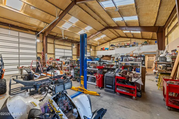 $1,300,000 | 1150 North Three Bears Loop, Parks, AZ 86018