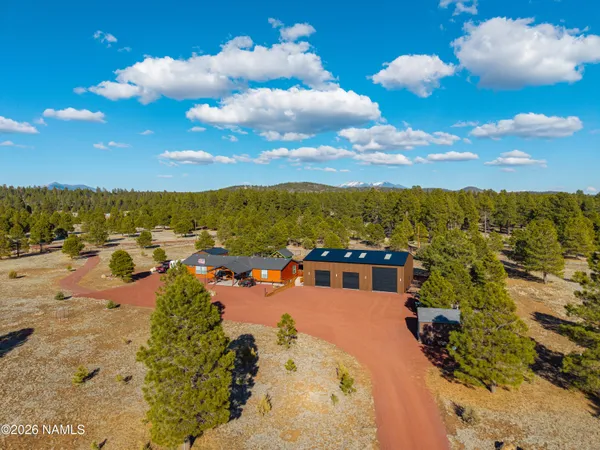 $1,300,000 | 1150 North Three Bears Loop, Parks, AZ 86018