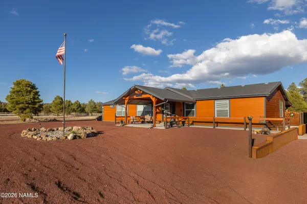 $1,300,000 | 1150 North Three Bears Loop, Parks, AZ 86018