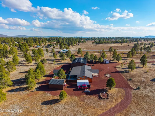 $1,300,000 | 1150 North Three Bears Loop, Parks, AZ 86018
