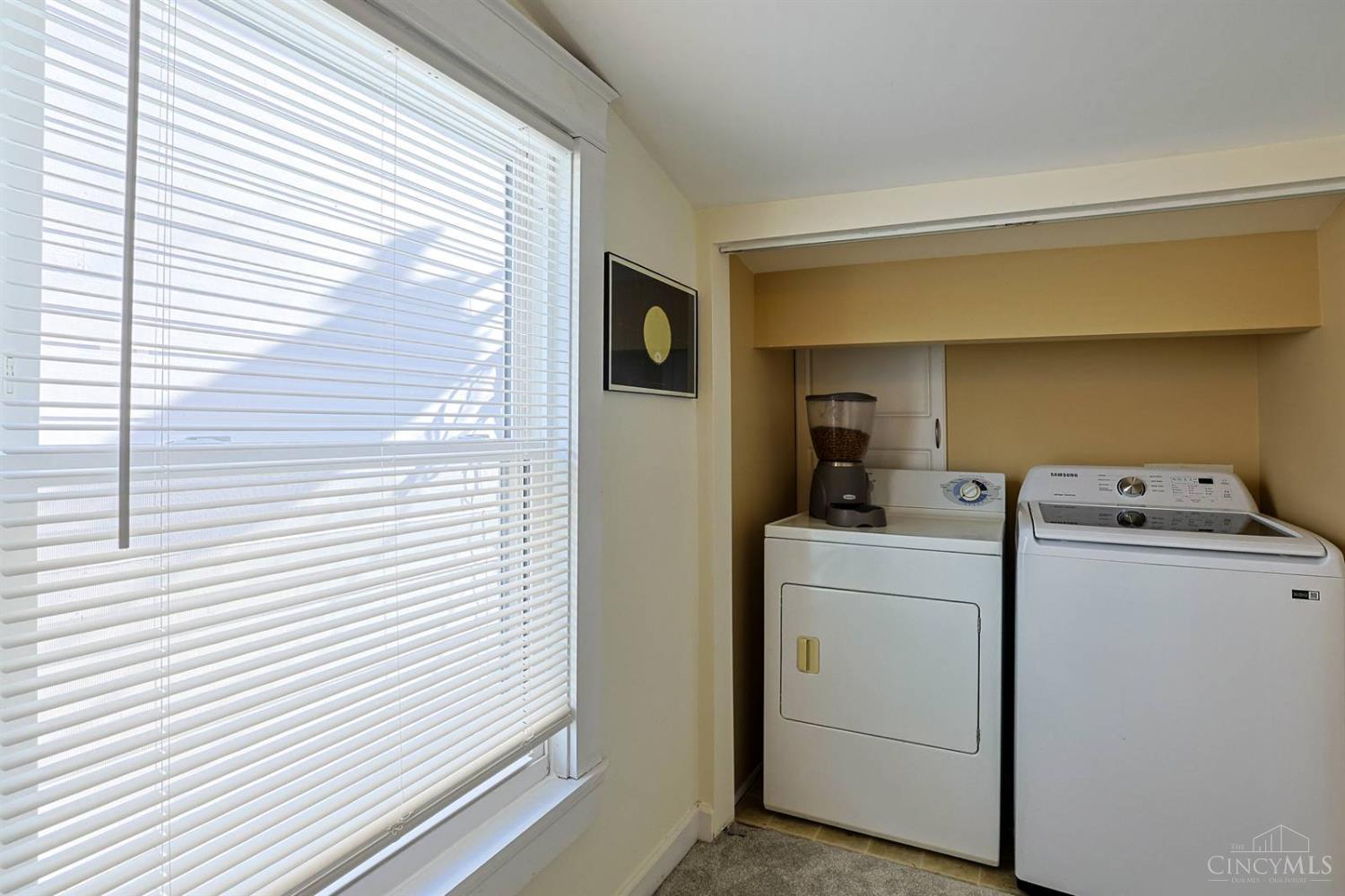 982 Hatch Street Cincinnati, OH 45202 - Photo 24 of 49